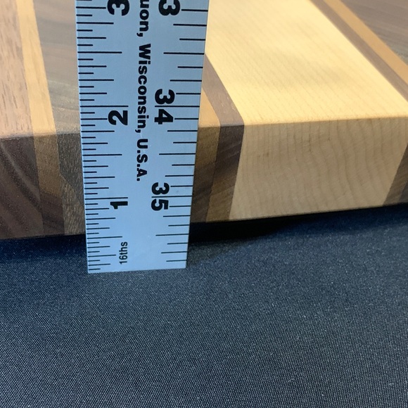 Charcuterie-Cutting Board Black Walnut & Maple - Picture 5 of 6